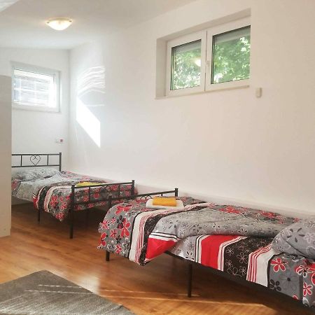 A Spacious 3 Bedroom Apartment In Bad Abbach/Regensburg 외부 사진