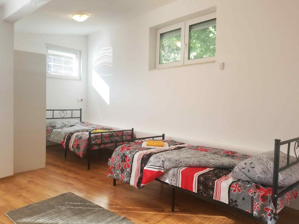 A Spacious 3 Bedroom Apartment In Bad Abbach/Regensburg 외부 사진