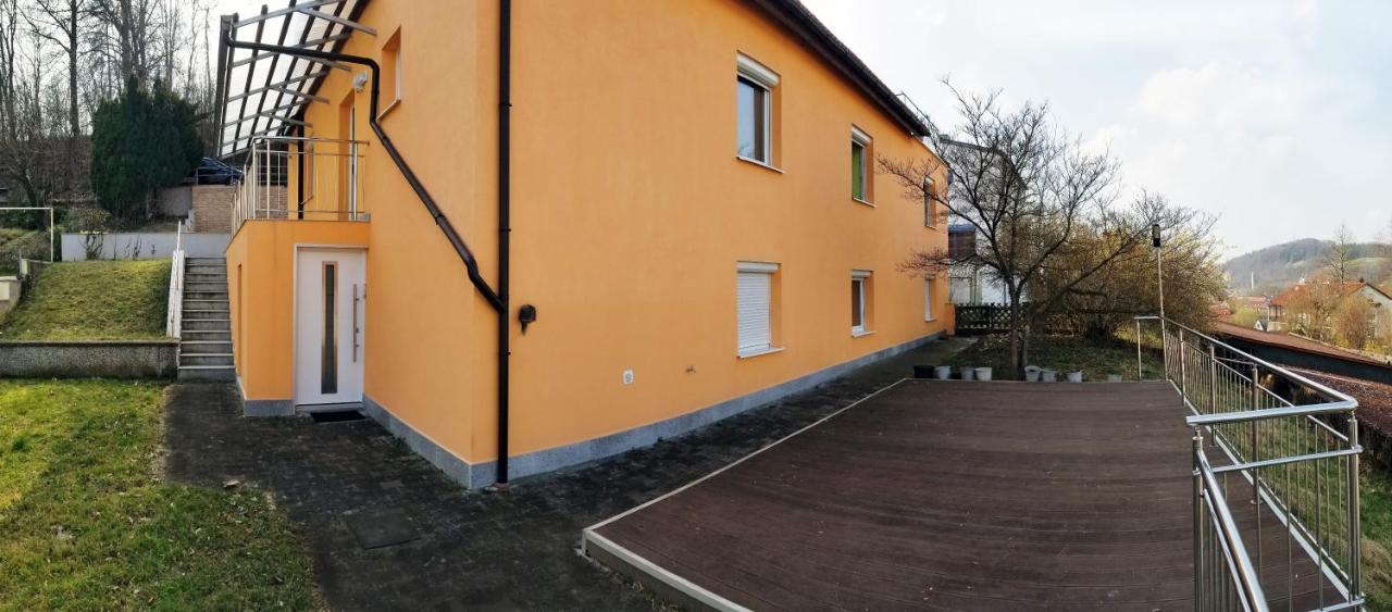 A Spacious 3 Bedroom Apartment In Bad Abbach/Regensburg 외부 사진